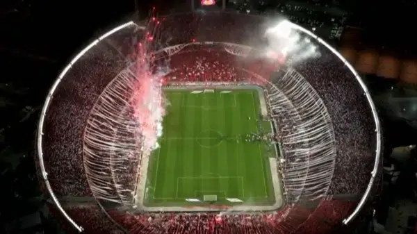 Monumental
