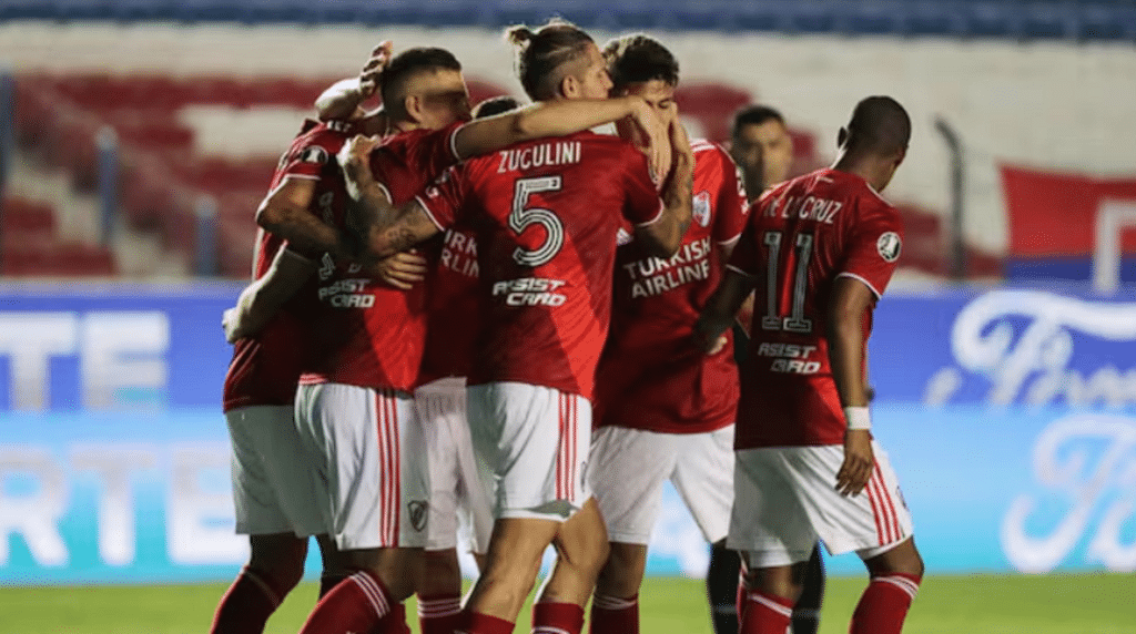 River vs Nacional
