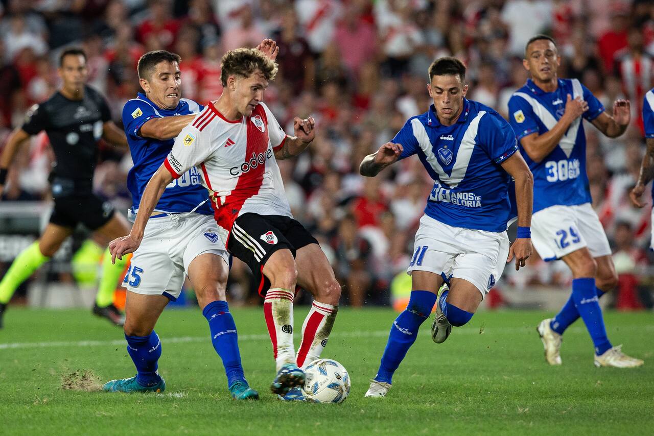 River vs Vélez