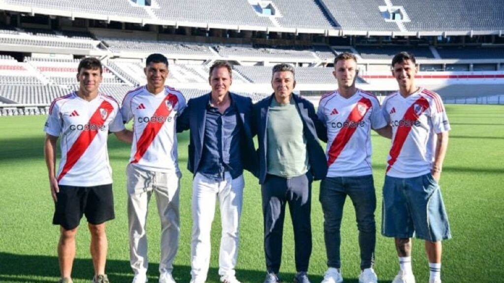 Refuerzos de River