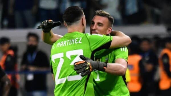 Franco Armani Dibu Martínez