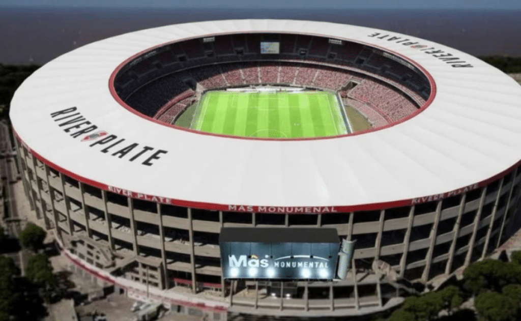 Estadio Más Monumental