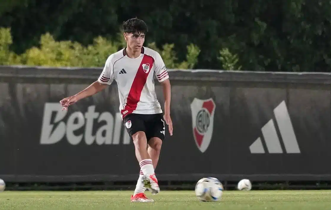 ¿Lucas Silva titular? Coudet define el equipo de River para la Copa