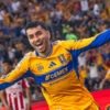 Los hinchas de River quieren ver a Correa en el Monumental.