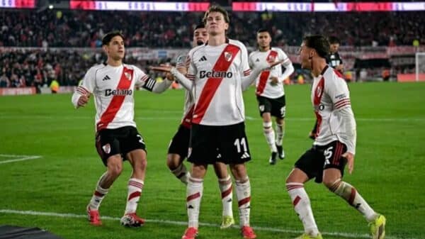 Colidio vs clubes cordobeses: La estadística positiva del delantero de River que ilusiona