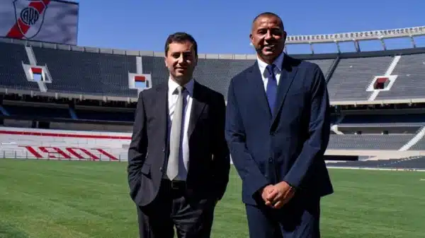 Trezeguet respaldó a Di Carlo en la previa de River vs Central: "Guardia alta"