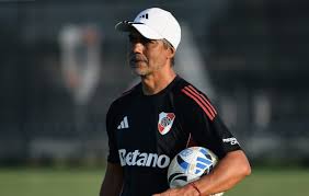 River define el futuro de la Reserva: las 3 opciones para sustituir a Escudero