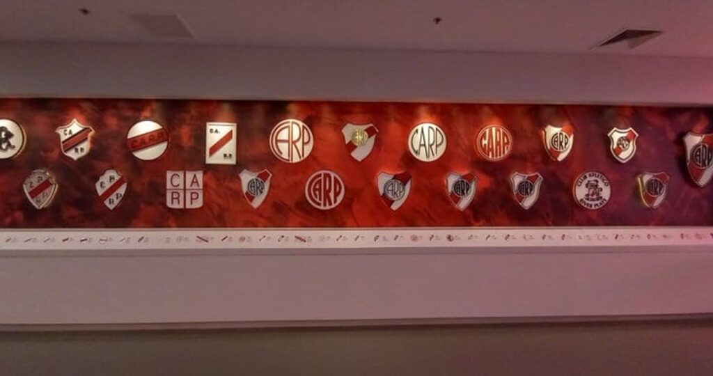 Hallazgo inesperado: River descubrió un emblema histórico de 1914