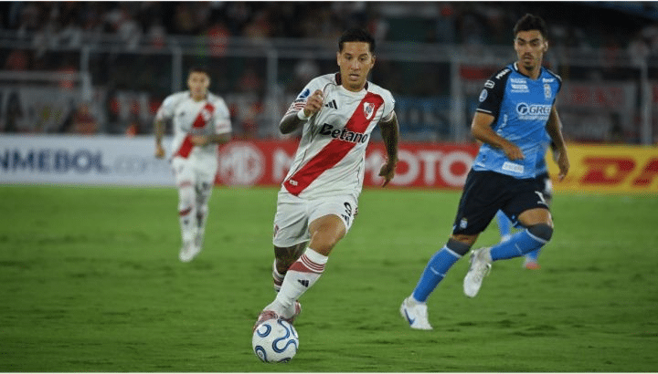 River empató en Bolivia en aquel primer partido de grupo