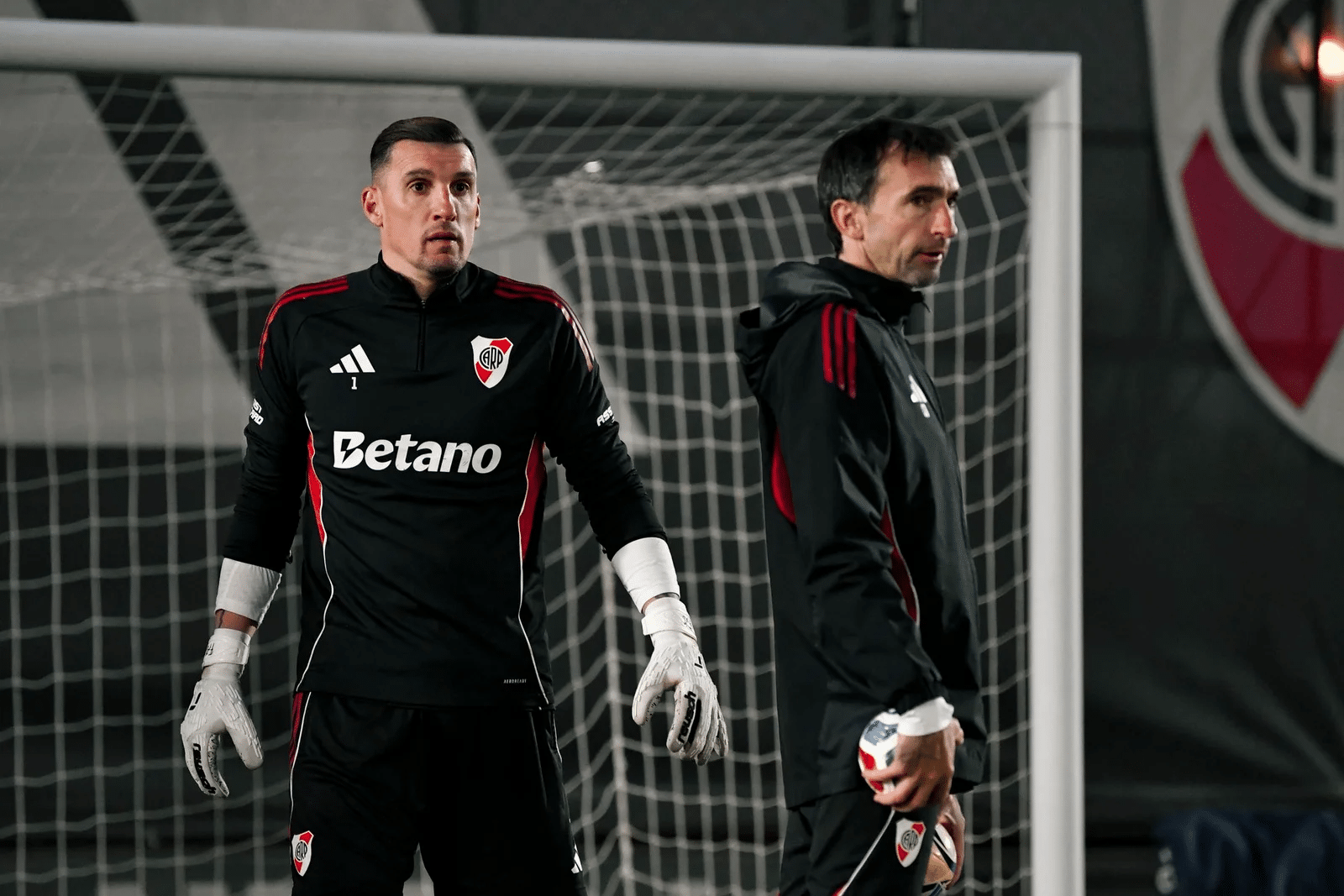 Armani volverá a ser titular después de su lesión
