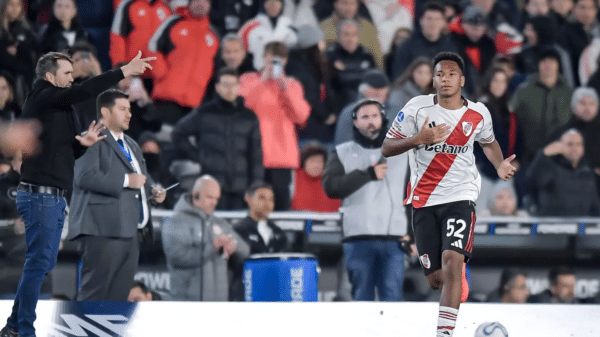 Spiff debutó en la primera de River.