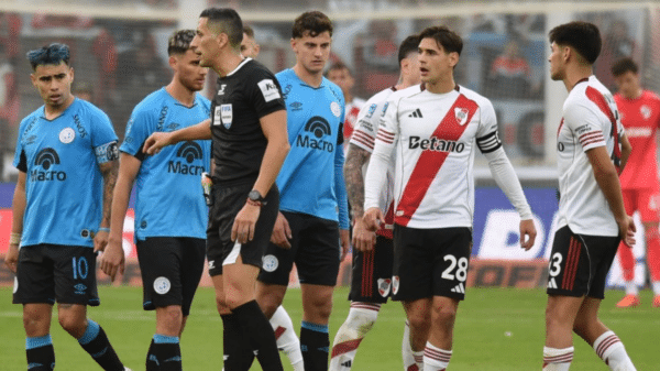 Falcón Pérez dirigió su primera final AFA