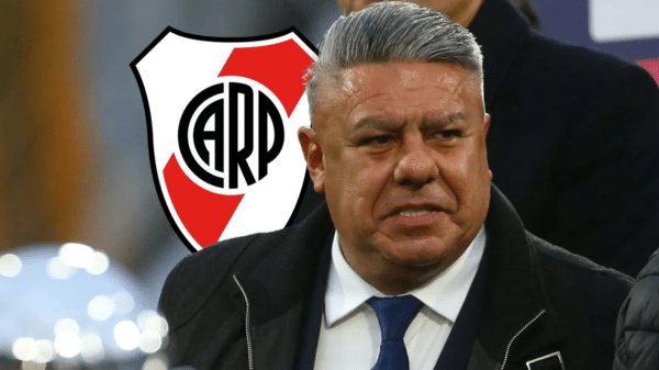 Tapia estuvo presente en Córdoba entregando las distinciomes