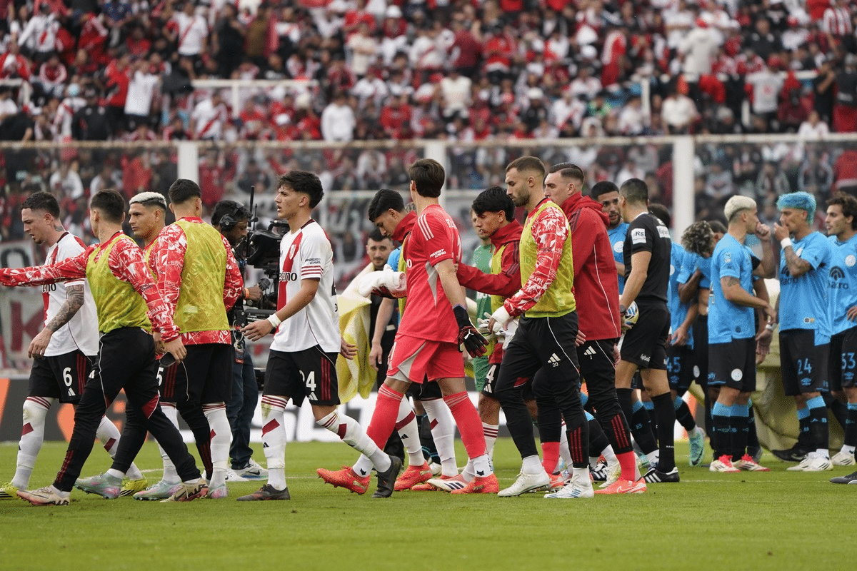 La gente de River volvió a sentirse defraudada por el equipo
