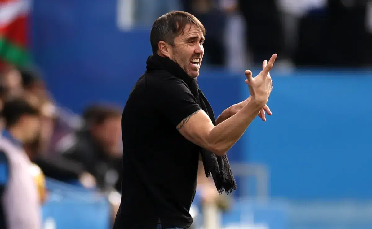 Coudet busca que el equipo juegue mejor