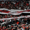 Los hinchas expresaron su descontento con el equipo