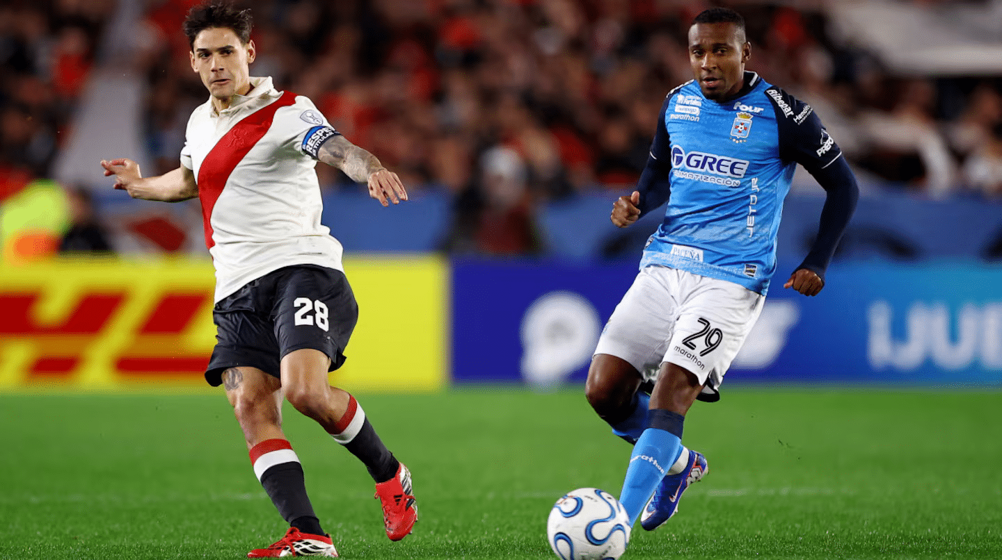 River no pudo convertirle a Blooming en el primer tiempo