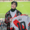 Lali es fanática de River y suele ir al Monumental.