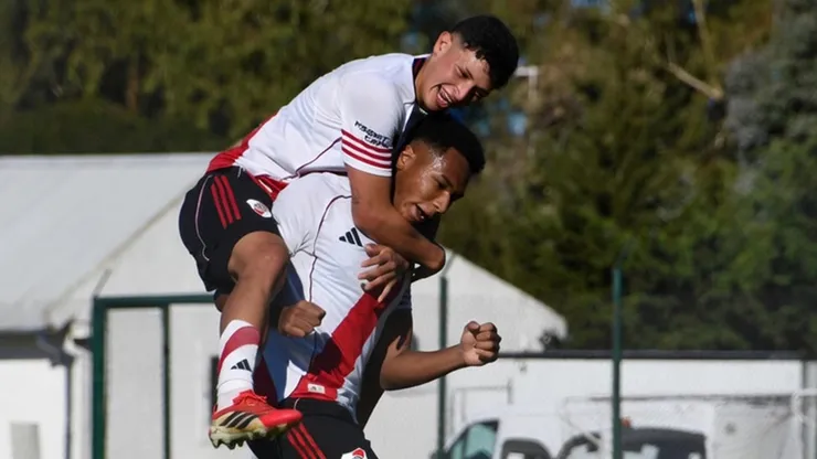 Spiff anotó el gol de River contra San Lorenzo.