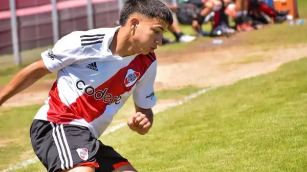Felipe Esquivel espera subir a primera pronto.