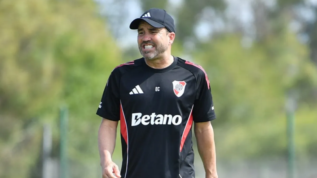 Coudet debe pensar bien en cómo manejarse en el mercado de pases