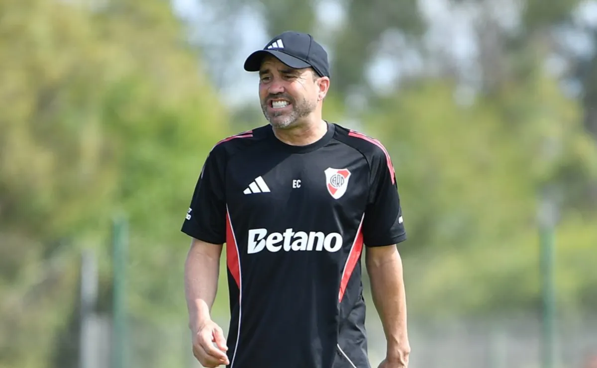 Coudet debe pensar bien en cómo manejarse en el mercado de pases