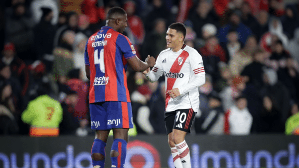 Johan Romaña es uno de los mejores jugadores de San Lorenzo.