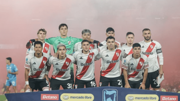 Subiabre todavía no puede despegar en la primera de River.