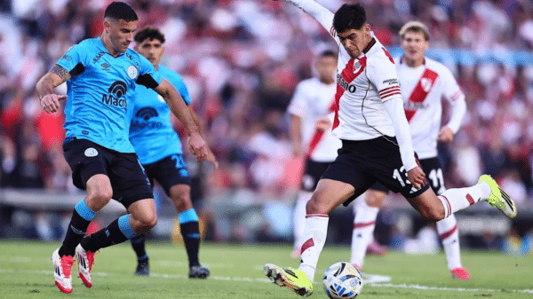 El último partido entre River y Belgrano en el Kempes fue hace 10 años.
