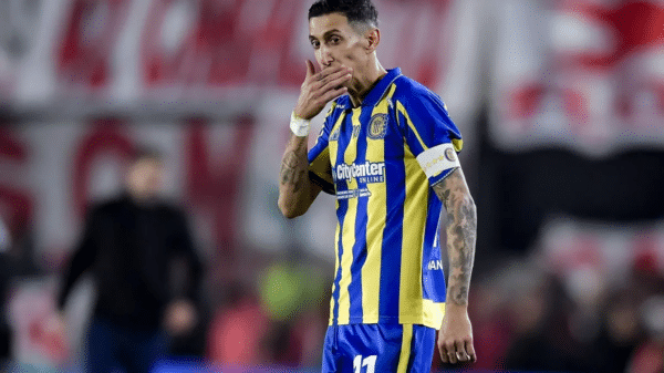 Di María fue insultado por 85 mil personas en el Monumental.