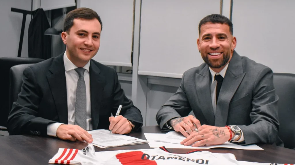 Campeones del Mundo: River confirmó a Otamendi y rompió un récord