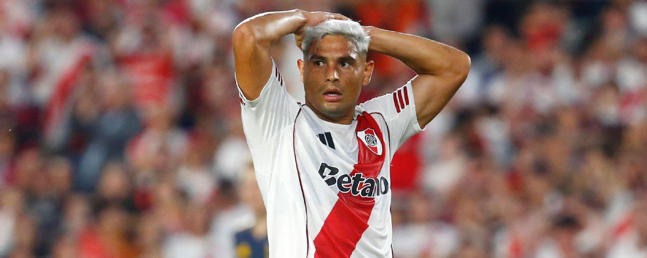 Salas se irá de River con más pena que gloria.