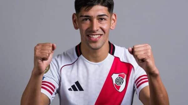 ¿Se muda a Italia?: La Roma viene con fuerza por Lautaro Rivero