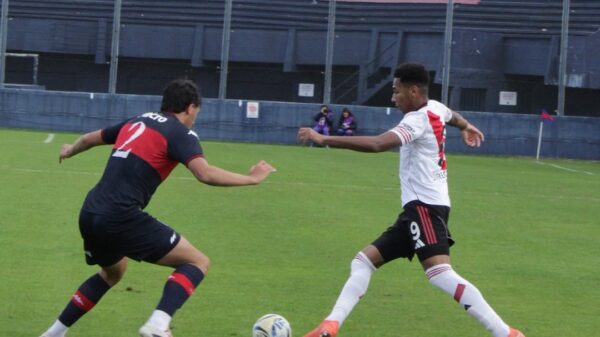 Spiff es el goleador de la Reserva.