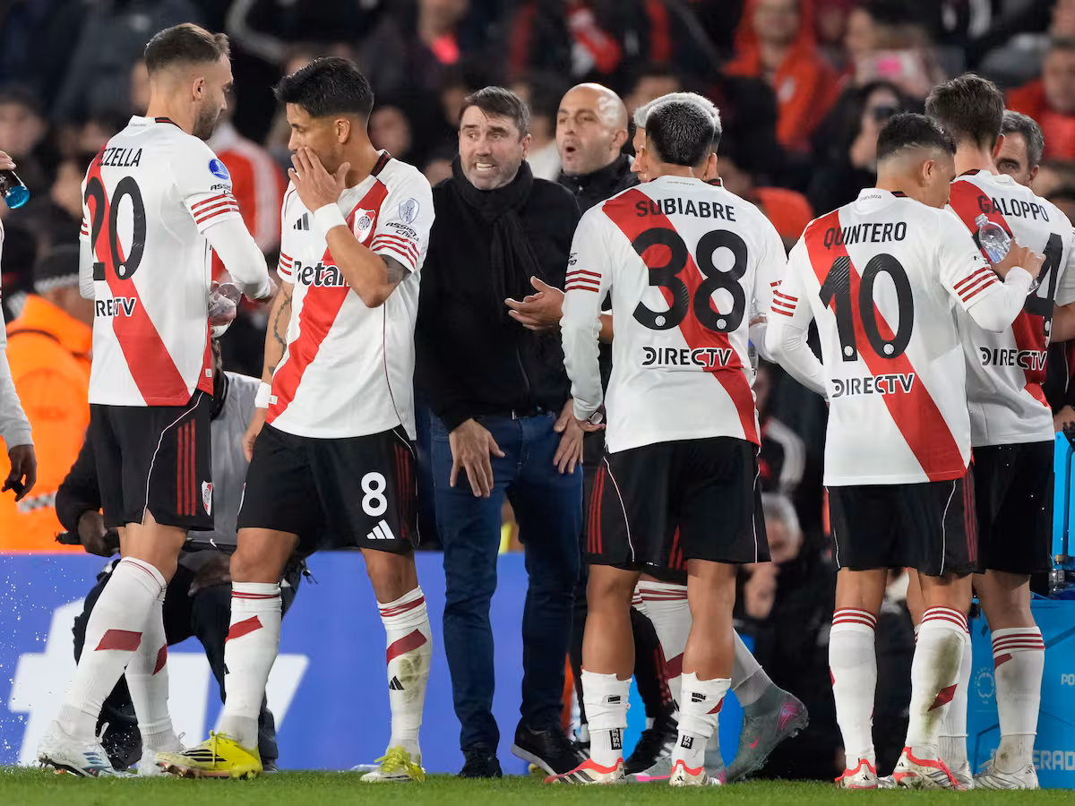 Se queda: Un volante de River era pretendido por Gimnasia y Coudet bajó el pulgar