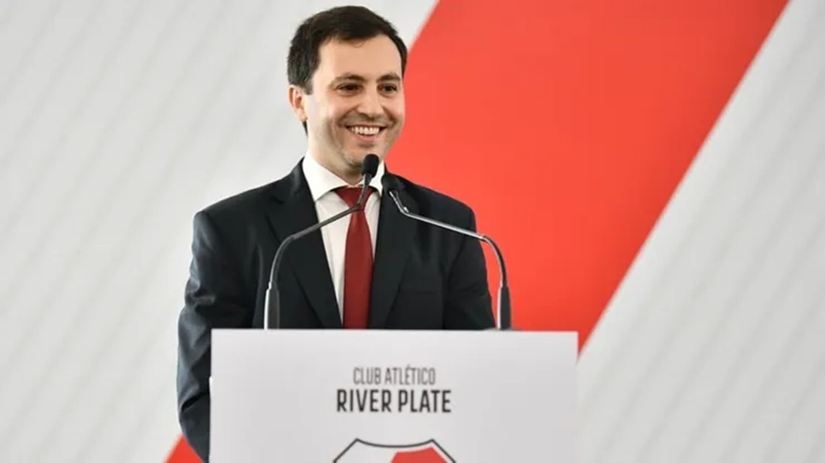 "En carpeta": Di Carlo reveló el plan de River por tres jugadores de jerarquía mundial