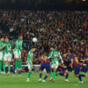 Nelson Deossa jugó poco en el Betis.