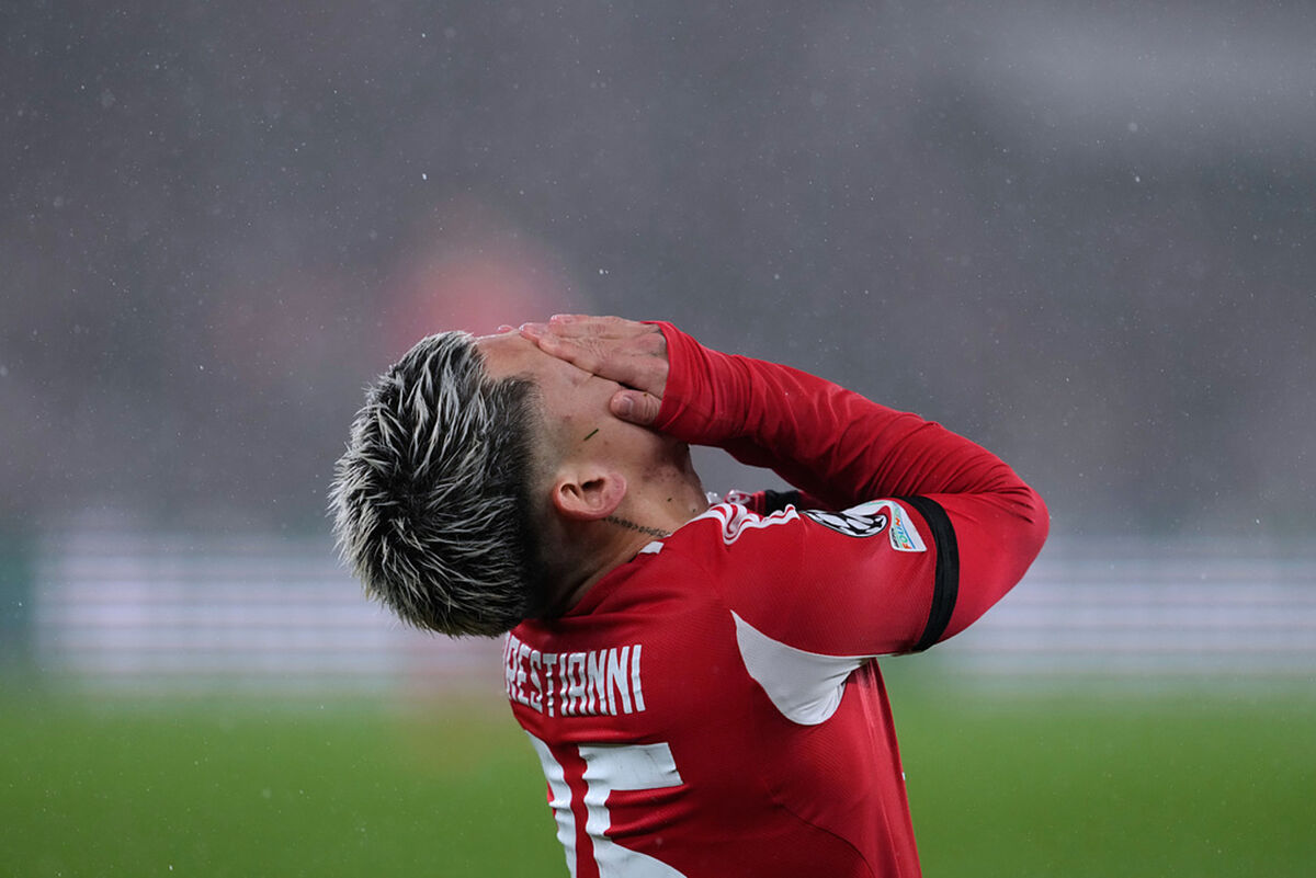 Gianluca Prestianni juga en el Benfica.