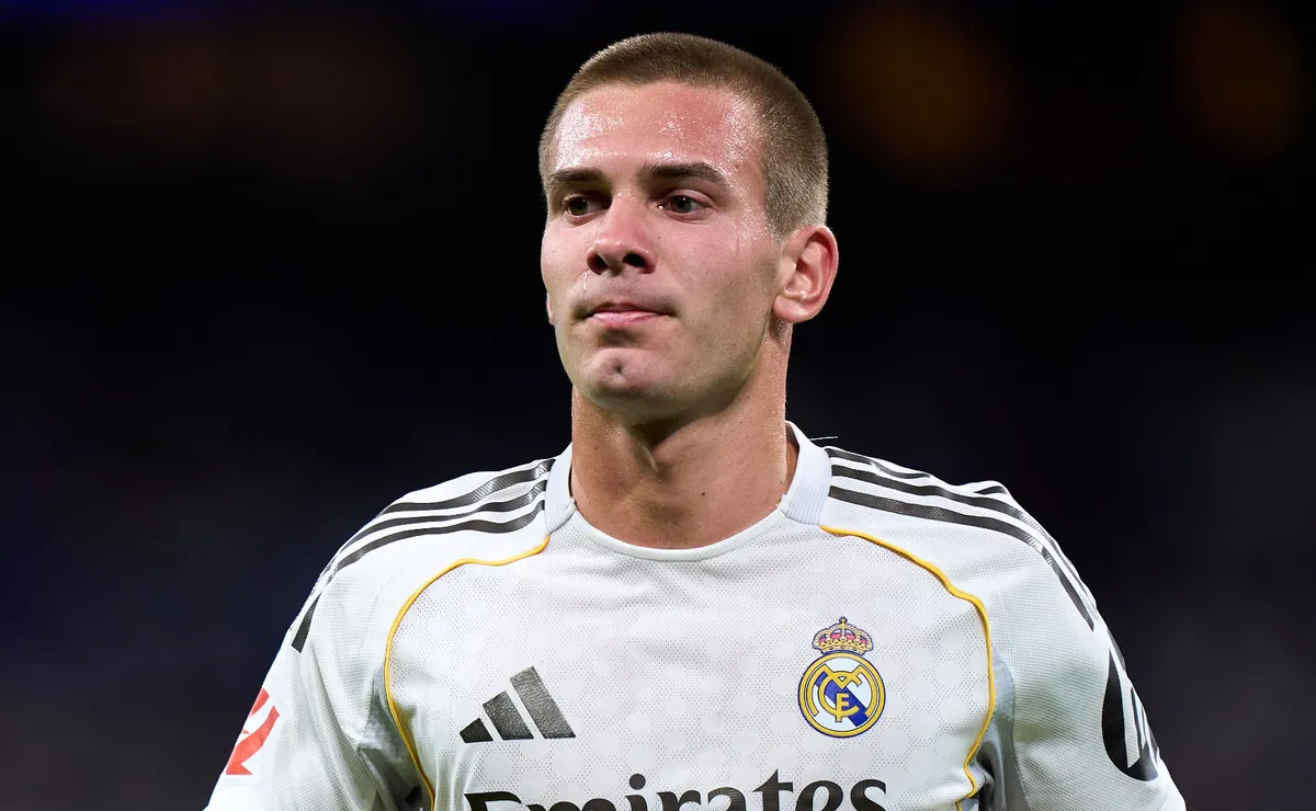 Franco Mastantuono se irá del Real Madrid a préstamo.