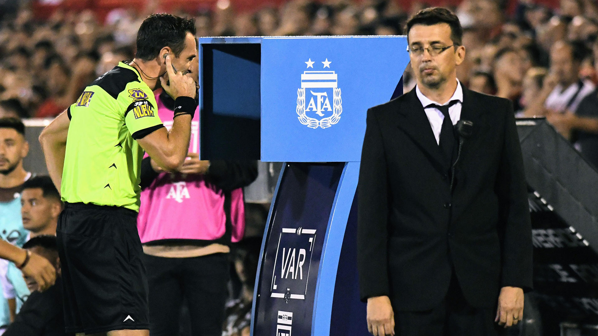 VAR