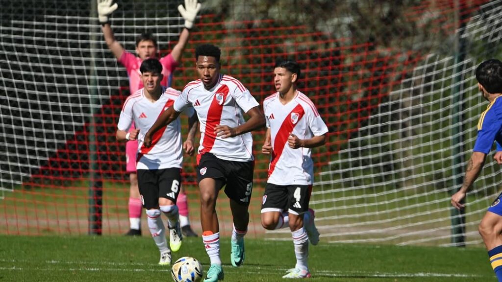 Spiff dijo presente: La Reserva venció a Tigre y sueña con meterse en los playoffs