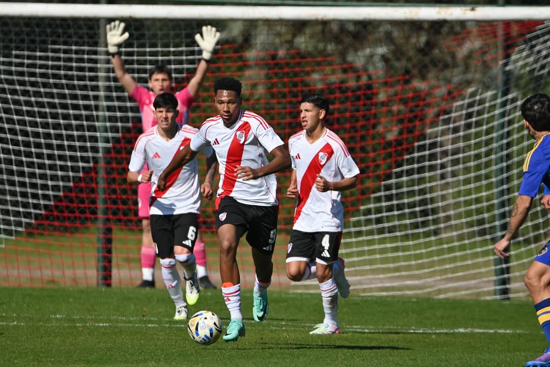 Spiff dijo presente: La Reserva venció a Tigre y sueña con meterse en los playoffs