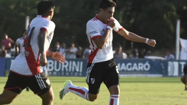 Valentín Lucero